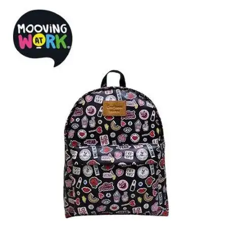 Mochila Mooving Como Quieres Que Te Quiera 16 pulg Tokio Pop